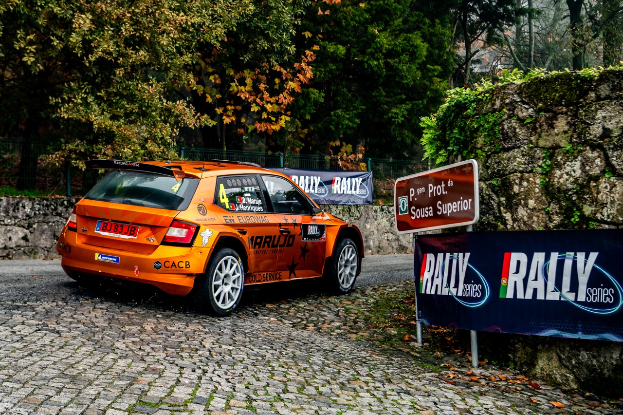 Os vencedores Diogo Marújo / Jorge Henriques em Skoda Fabia Rally2 evo
